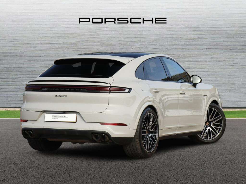 Porsche Cayenne 3.0 V6 E-hybrid 25.9Kwh Black Edition Coupe Pe  #3