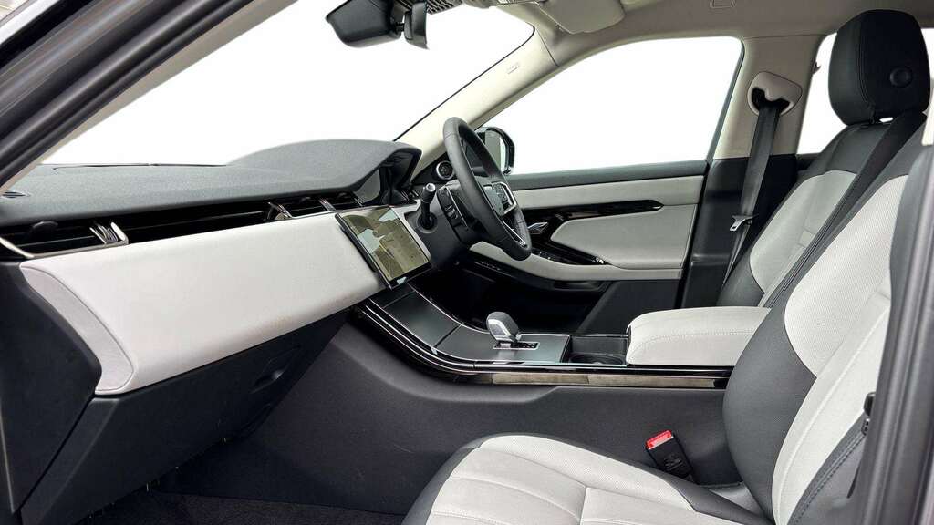 Land Rover Range Rover Evoque 2.0 D200 Dynamic Se 2024 KP74AGY Grey #3