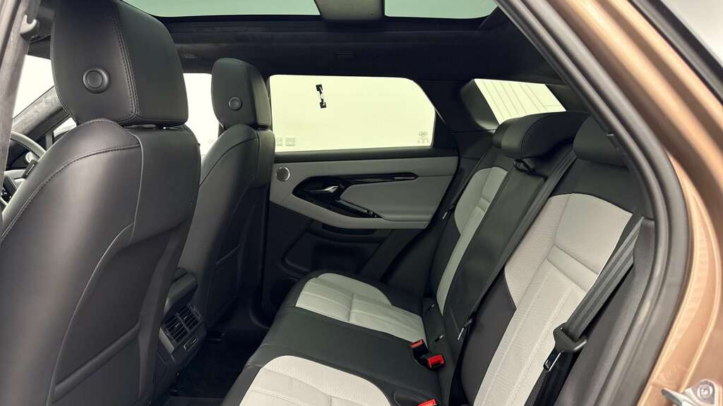 Land Rover Range Rover Evoque 2.0 D200 Revised 2025 KN25OUU Brown #4