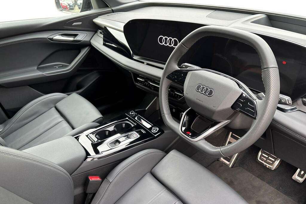 Audi Q6 E-Tron 285Kw Quattro 100Kwh S Line 2025 VK75OAJ Black #6