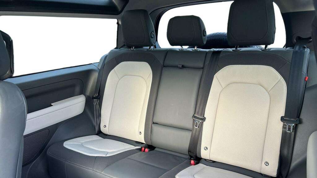 Land Rover Defender 90 3.0 D250 X-dynamic Hse 90 2023 Black #4