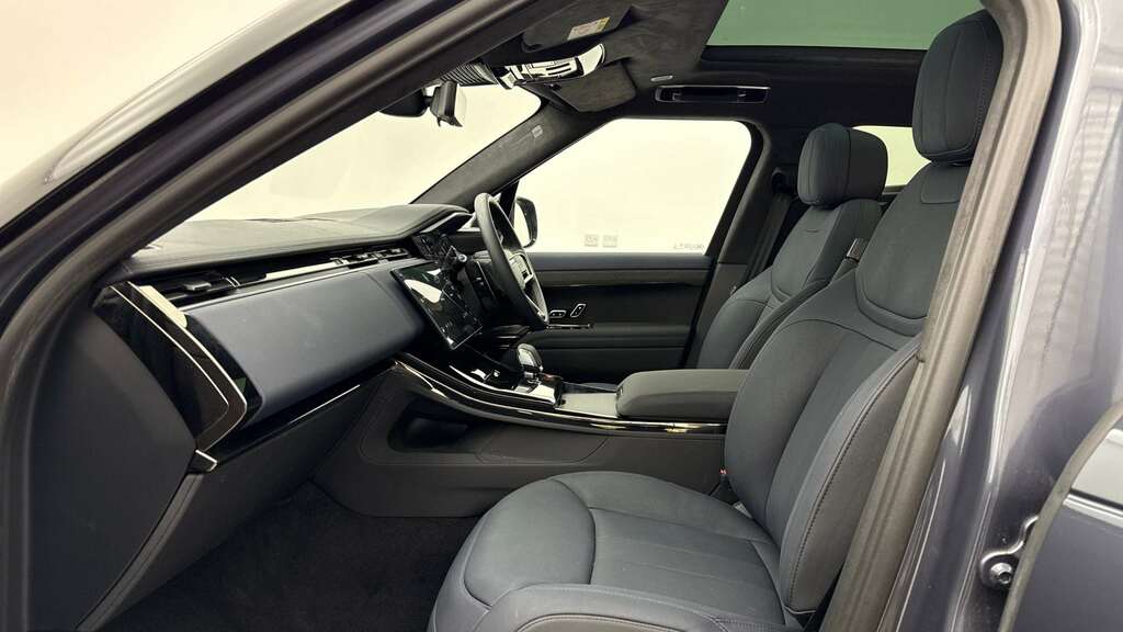 Land Rover Range Rover Sport 3.0 D350 2024 KV24LDX Blue #3