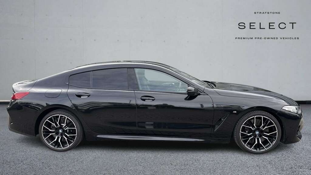 BMW 8 Series 840I M Sport 2022 EF72MFU Black #4