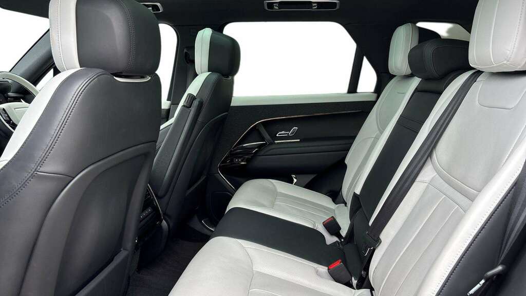 Land Rover Range Rover Sport 3.0 D300 Dynamic Se 2024 KY24VLF Blue #4
