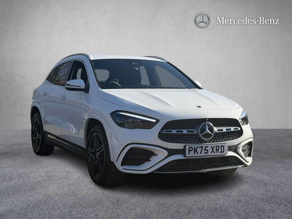 Mercedes-Benz GLA Class 200 Amg Line Executive 2025 PK75XRD White #4