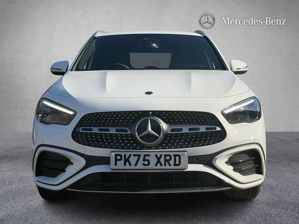 Mercedes-Benz GLA Class 200 Amg Line Executive 2025 PK75XRD White #5