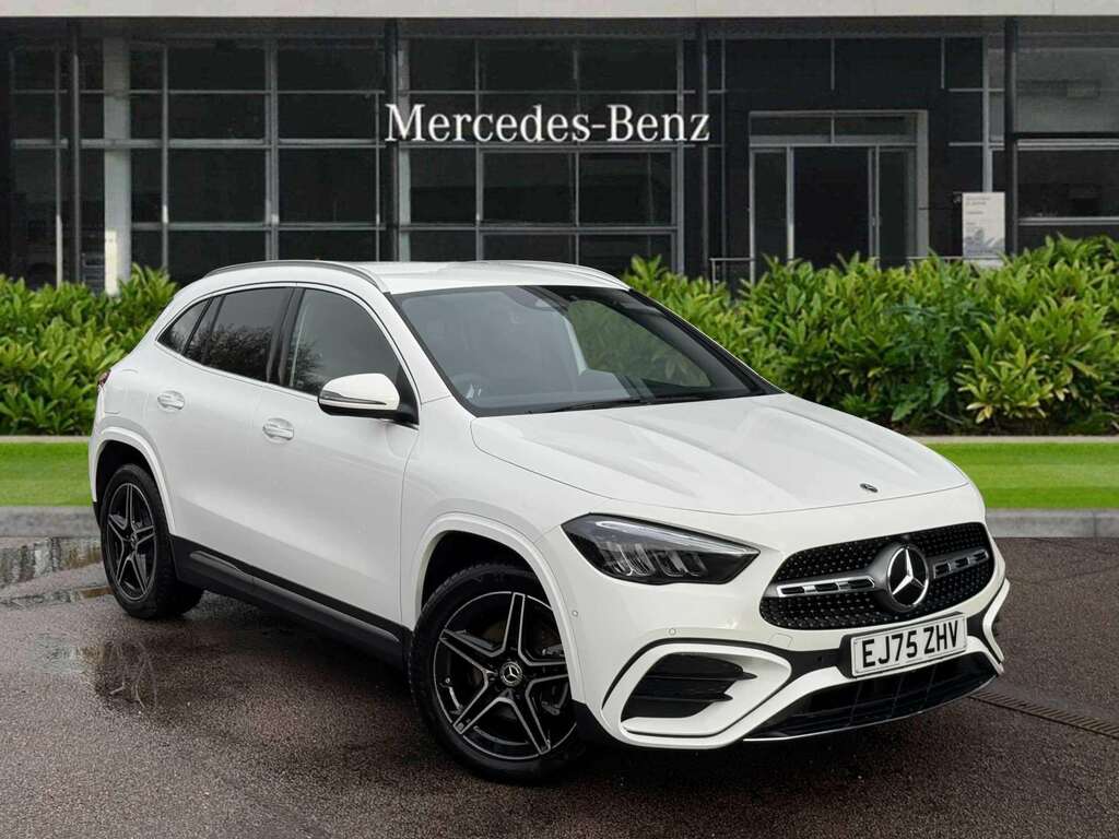 Mercedes-Benz GLA Class 250E Amg Line Executive 2025 White