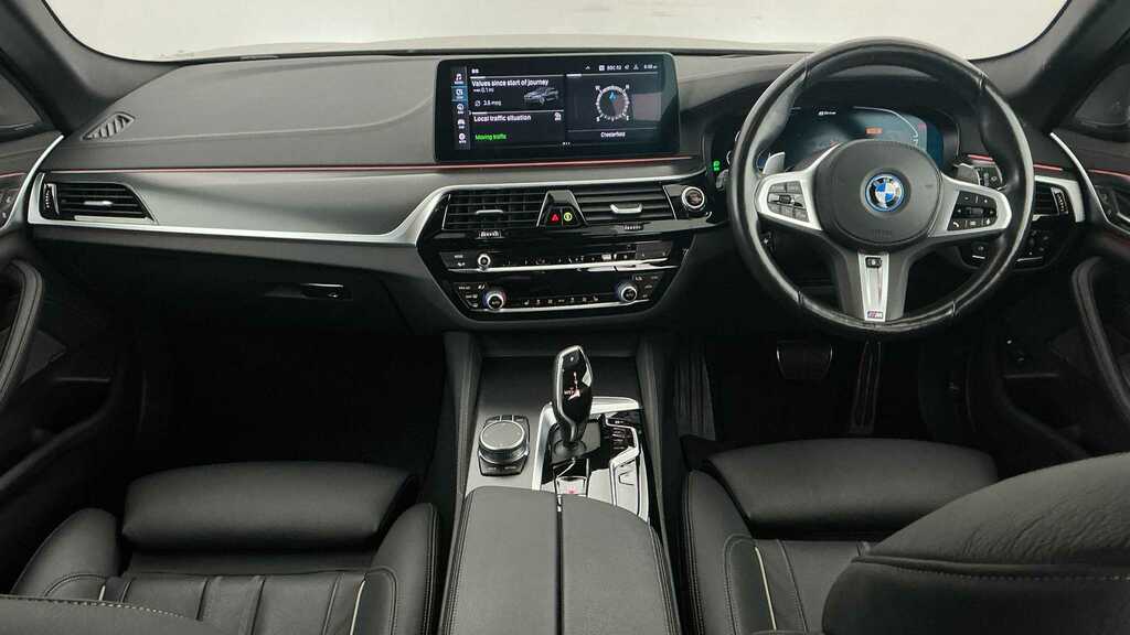 BMW 5 Series 530E M Sport 2023 YC73BTZ Grey #4