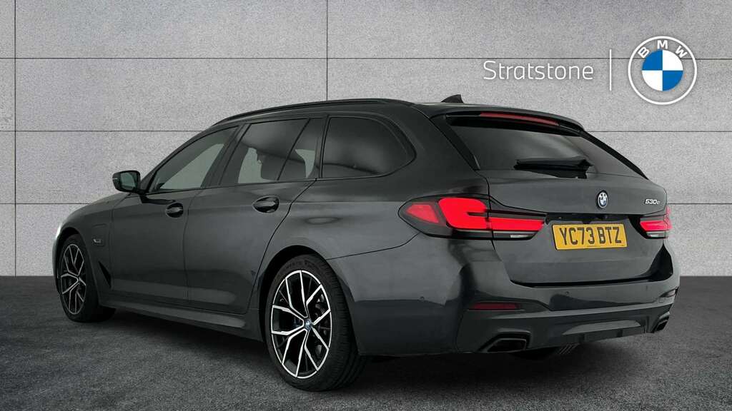 BMW 5 Series 530E M Sport 2023 YC73BTZ Grey #2