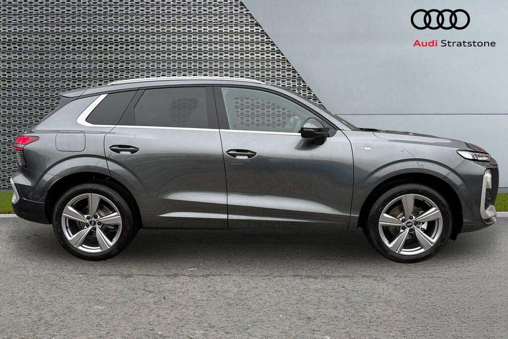 Audi Q3 1.5 Tfsi S Line S Tronic 2026 VX26WKZ Grey #4