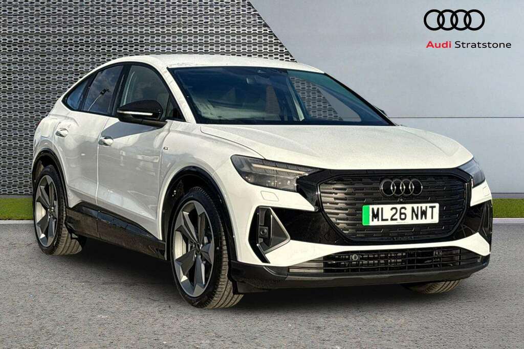 Audi Q4 E Tron 210Kw 45 82Kwh Black Edition 2026 White