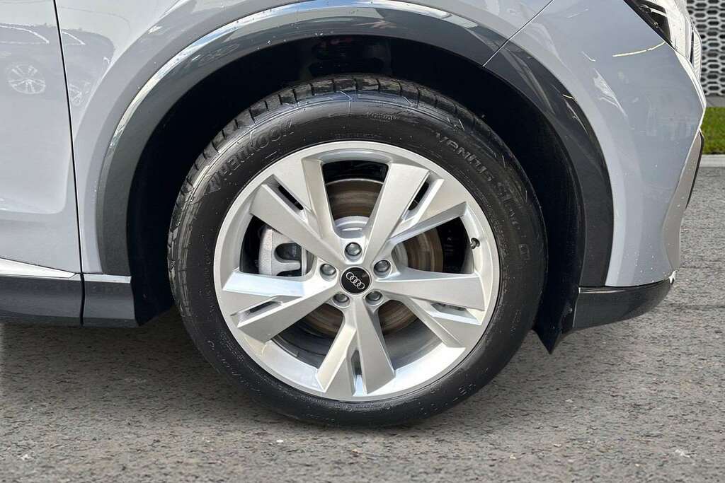 Audi Q4 E Tron 150Kw 40 63Kwh S Line Leather 2026 VX26WJY Grey #5