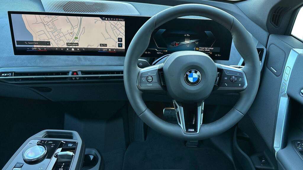 BMW iX 300Kw Xdrive45 M Sport 101Kwh 2025 KS75OGD Black #6
