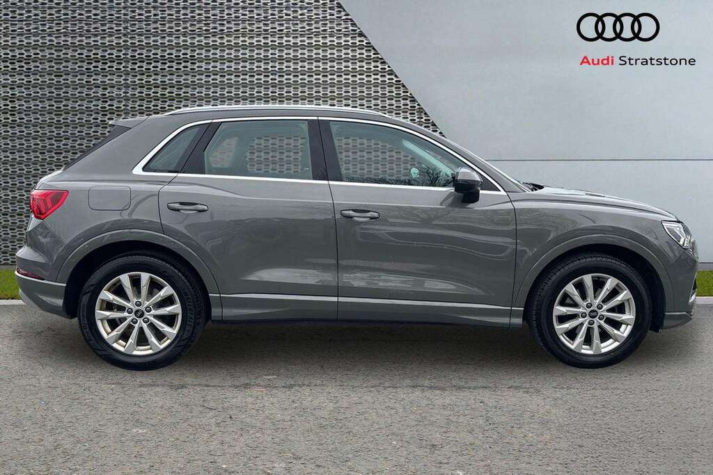 Audi Q3 35 Tfsi Sport 2023 SA23XYH Grey #4
