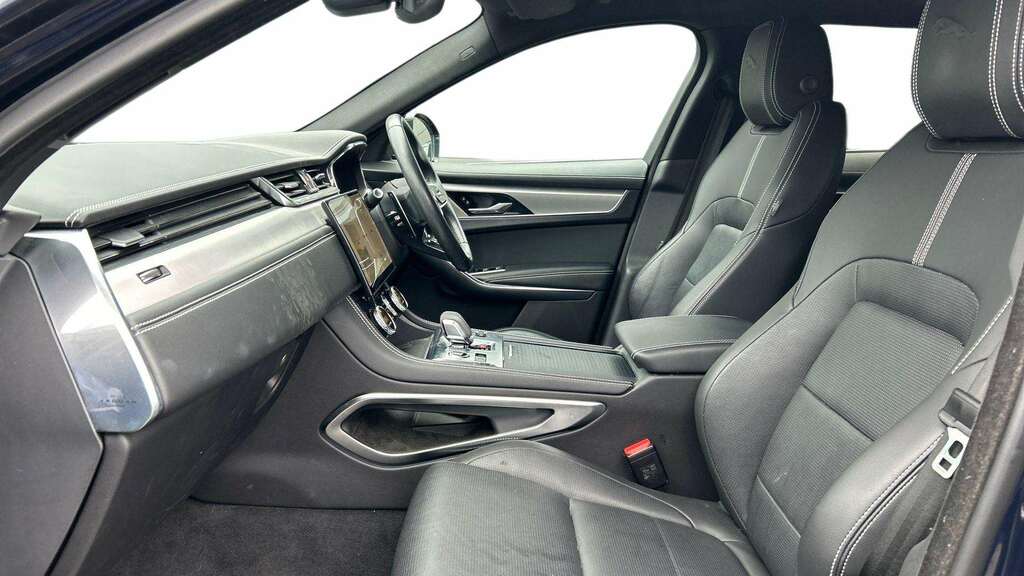 Jaguar F-Pace 3.0 D300 R-dynamic Se Awd 2023 Blue #3