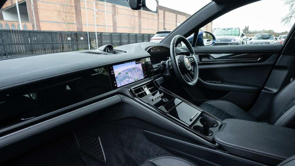 Porsche Panamera 4 E-hybrid S-a 2024 YY24KVP Blue #5