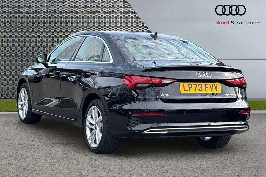 Audi A3 30 Tfsi Sport 2023 LP73FVV Black #3