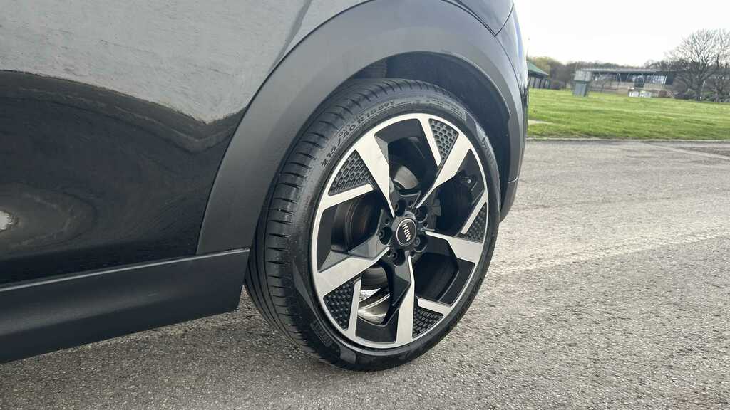 Mini Hatch 2.0 S Exclusive Level 2 2024 HT24UCB Black #6