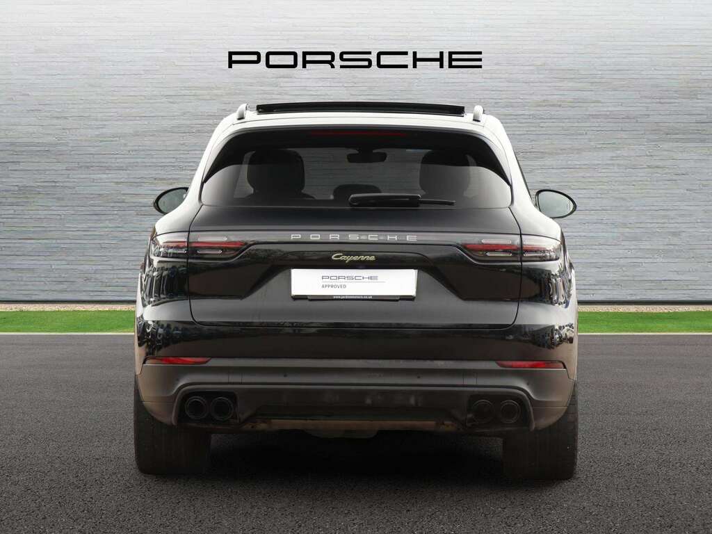 Porsche Cayenne Cayenne E-hybrid Platinum Edition My23 2022 EK72XNH Black #3