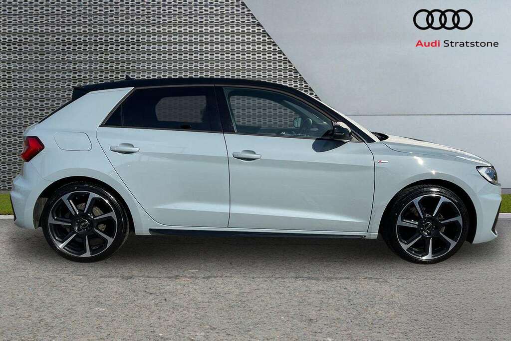 Audi A1 25 Tfsi Black Edition 2023 SN23KCP Grey #4