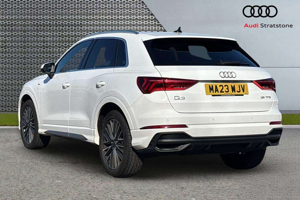 Audi Q3 35 Tfsi S Line S Tronic 2023 MA23WJV White #3