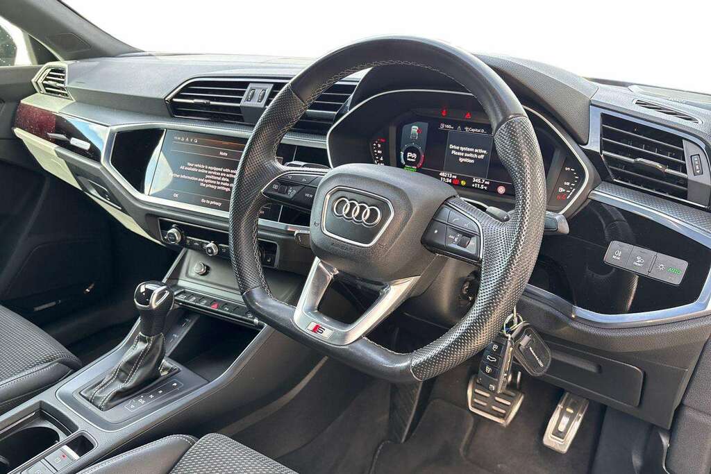 Audi Q3 35 Tdi Black Edition S Tronic 2023 MV23ZYE Grey #6