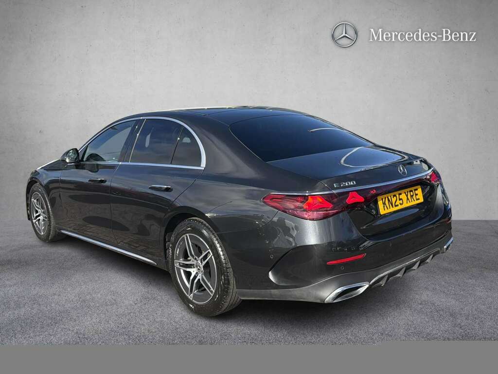 Mercedes-Benz E Class E200 Amg Line 9G-tronic 2025 KN25XRE Grey #6
