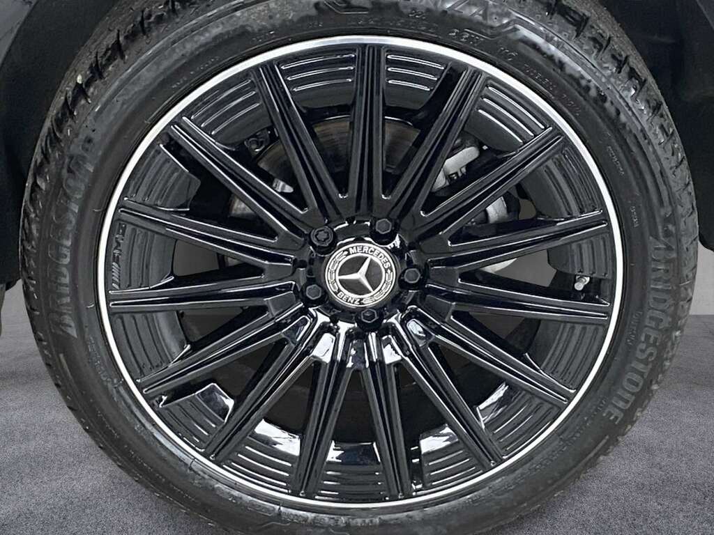 Mercedes-Benz GLA Class 200D Amg Line Premium Plus 2025 Black #5