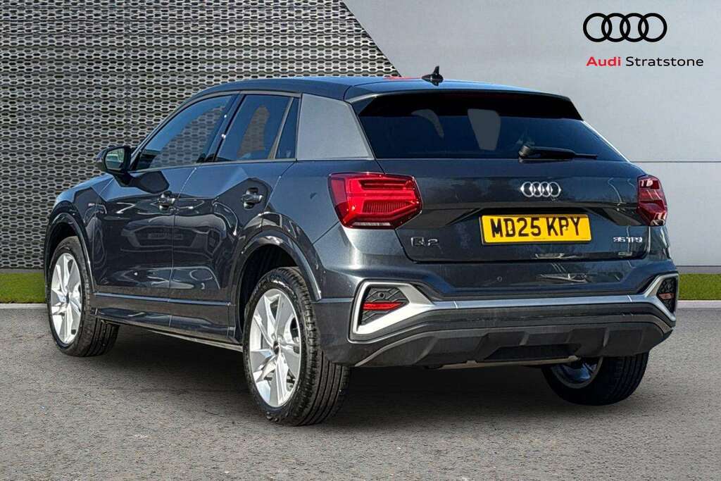 Audi Q2 35 Tfsi S Line S Tronic 2025 MD25KPY Grey #3