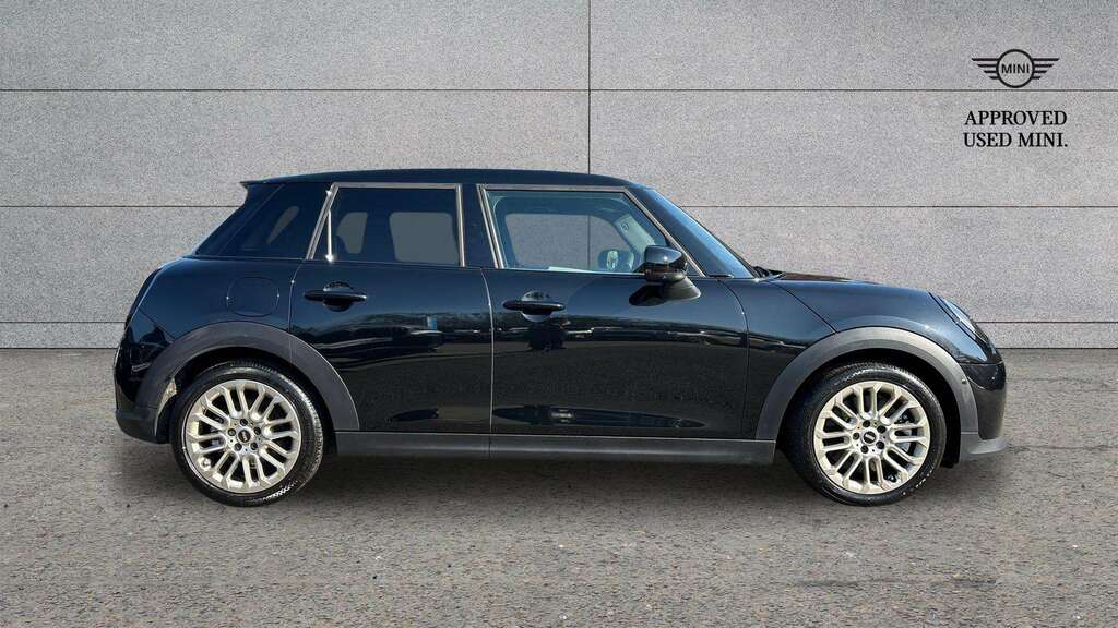 Mini Hatch 2.0 S Exclusive 2025 YC25HNM Black #3