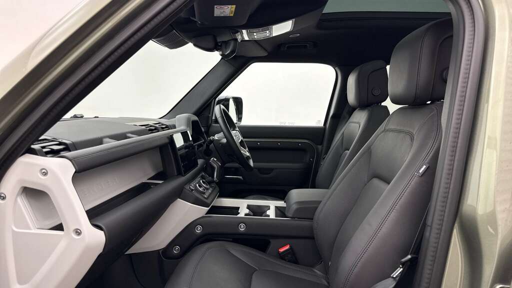 Land Rover Defender 110 3.0 D350 X-dynamic Hse 110 7 Seat 2025 KT74YTE Green #3