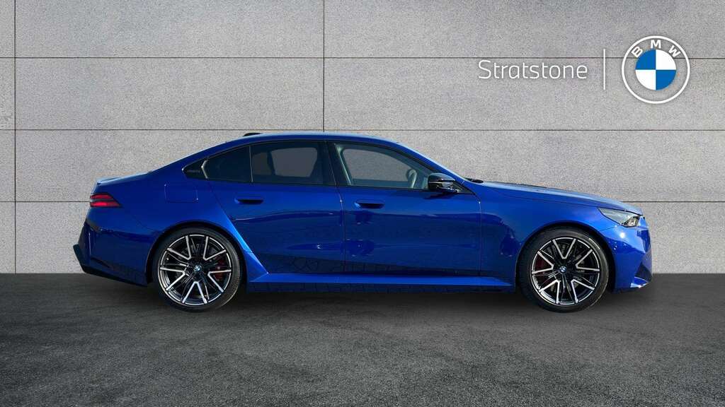 BMW M5 Dct 2026 YA75UVZ Blue #3