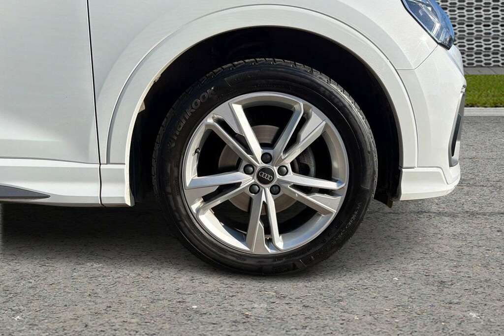 Audi Q3 35 Tfsi S Line S Tronic 2023 GK73EXB White #5