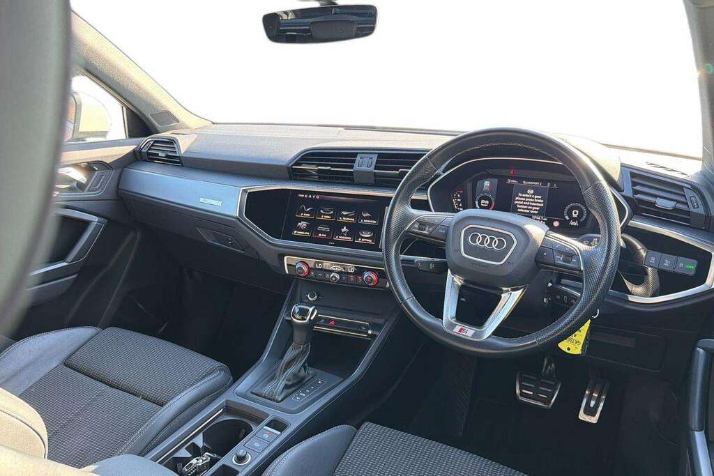 Audi Q3 35 Tfsi S Line S Tronic 2023 GK73EXB White #6
