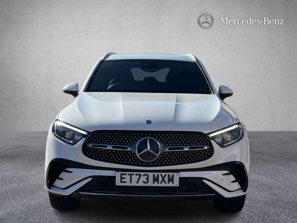Mercedes-Benz GLC Class 300E 4Matic Amg Line 9G-tronic 2024 ET73MXM White #4