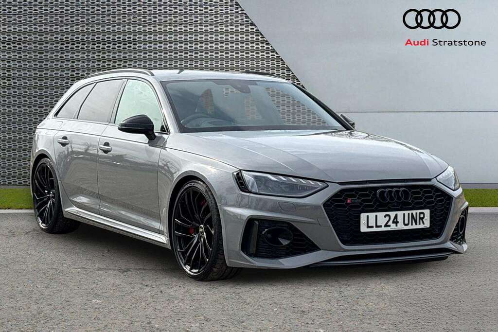 Audi RS4 Rs 4 Tfsi Quattro Carbon Black Tiptronic Cs Grey