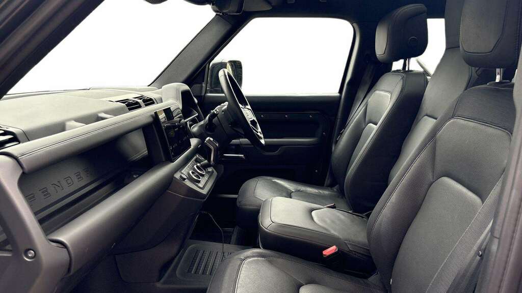 Land Rover Defender 110 3.0 D300 X-dynamic Hse 110 7 Seat 2024 GN24VDO Grey #3