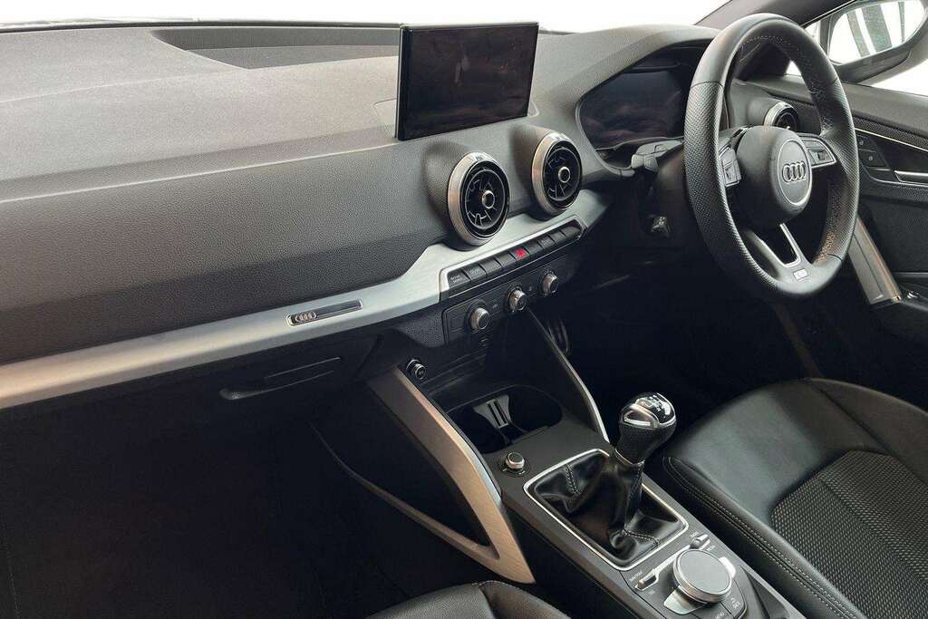 Audi Q2 30 Tfsi S Line 2022 DG72CJO Blue #2