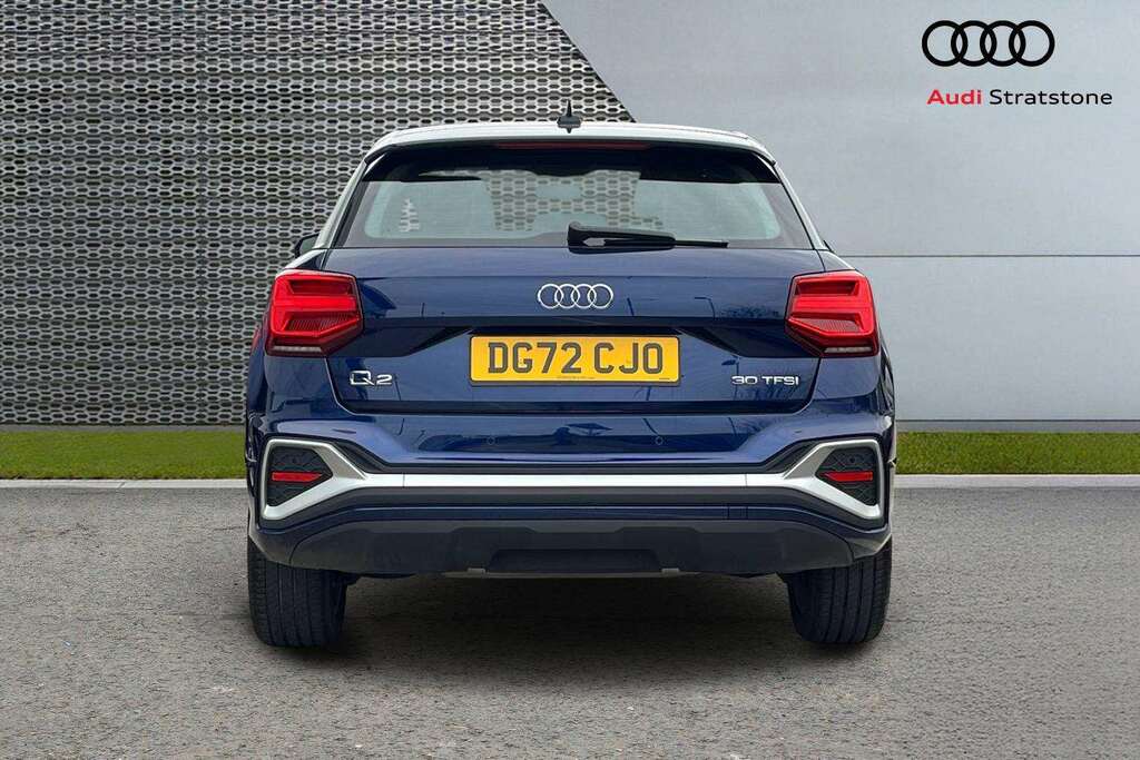 Audi Q2 30 Tfsi S Line 2022 DG72CJO Blue #6