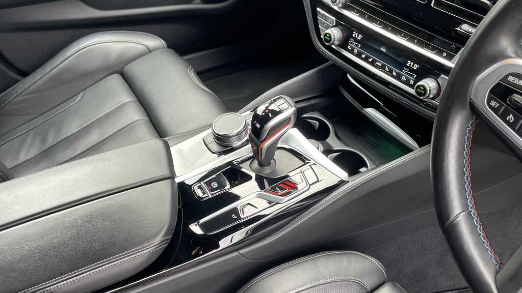 BMW M5 Competition Dct 2023 Green #5