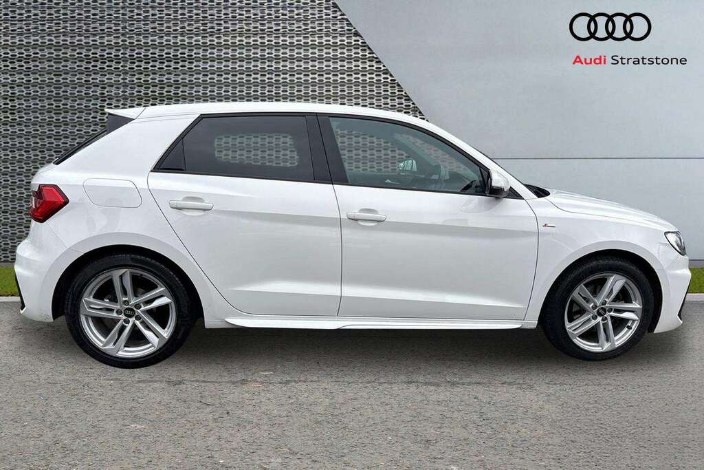 Audi A1 30 Tfsi 110 S Line 2022 KE22PVD White #4