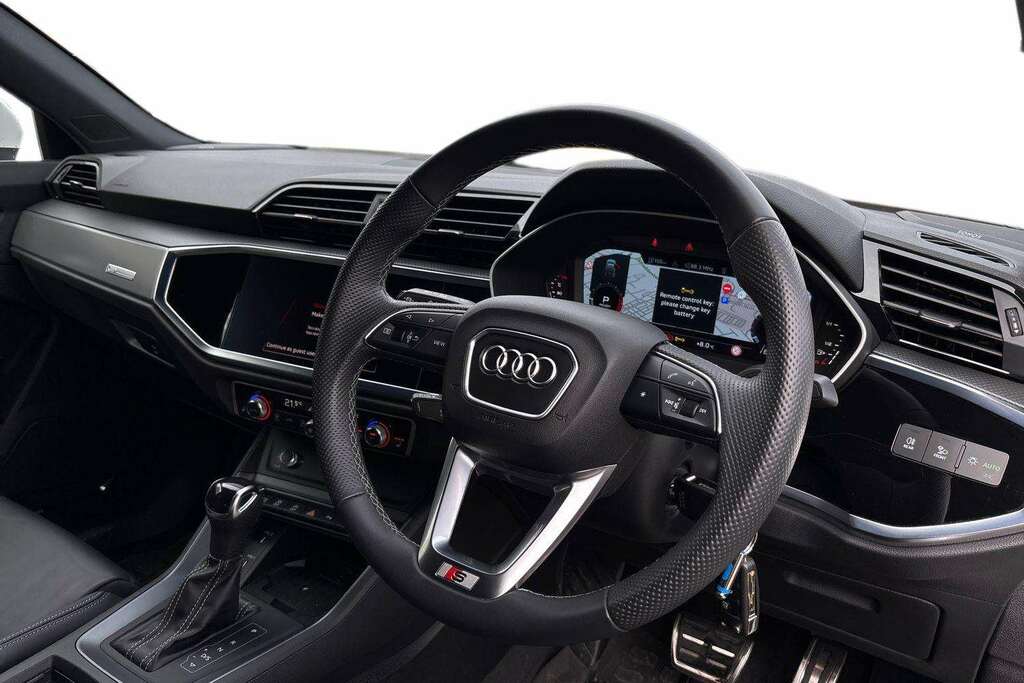 Audi Q3 35 Tfsi S Line S Tronic Leather 2024 ML74YGD White #6