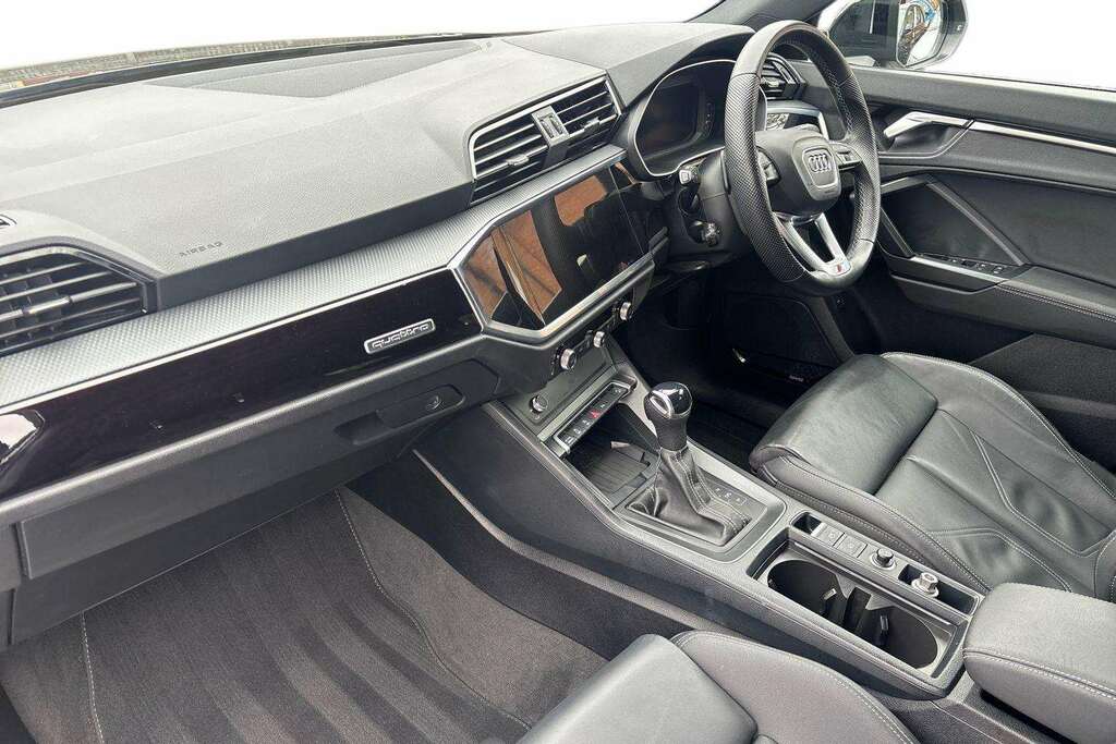 Audi Q3 40 Tdi 200 Quattro Black Edition S Tronic 2024 AF24UZD Black #2