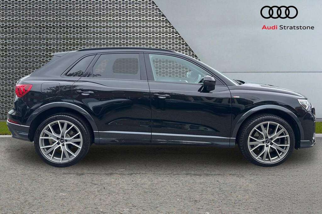 Audi Q3 40 Tdi 200 Quattro Black Edition S Tronic 2024 AF24UZD Black #4