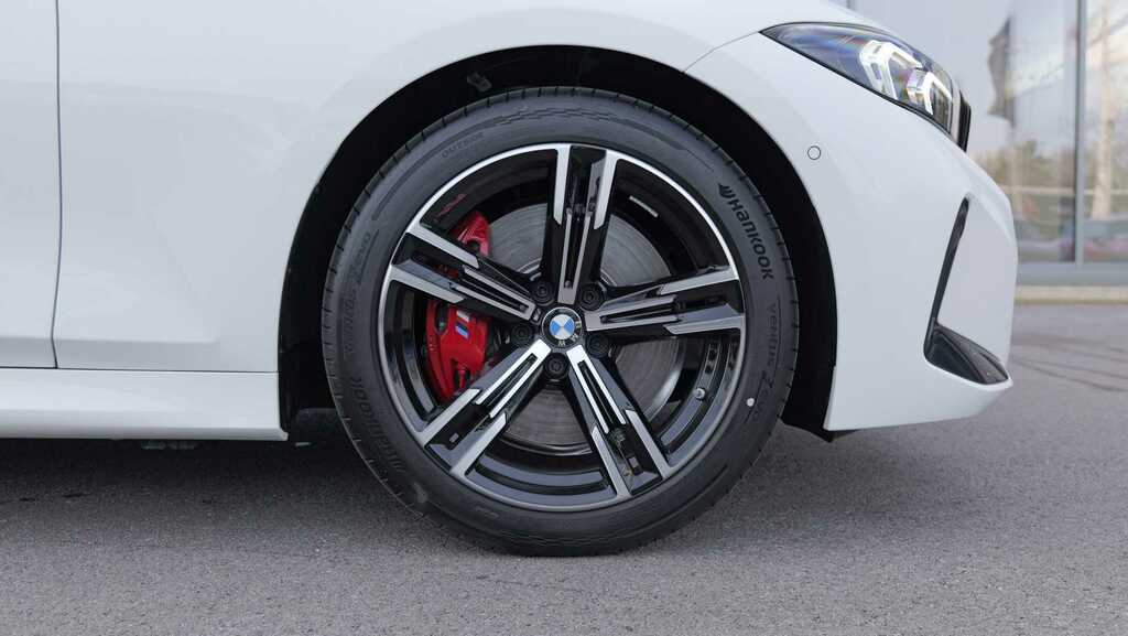 BMW 3 Series 320I M Sport Step 2026 YX26EFM White #4