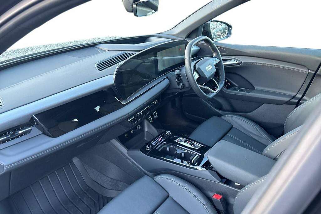 Audi Q6 E-Tron 285Kw Quattro 100Kwh S Line 2025 DS75CYH Black #2