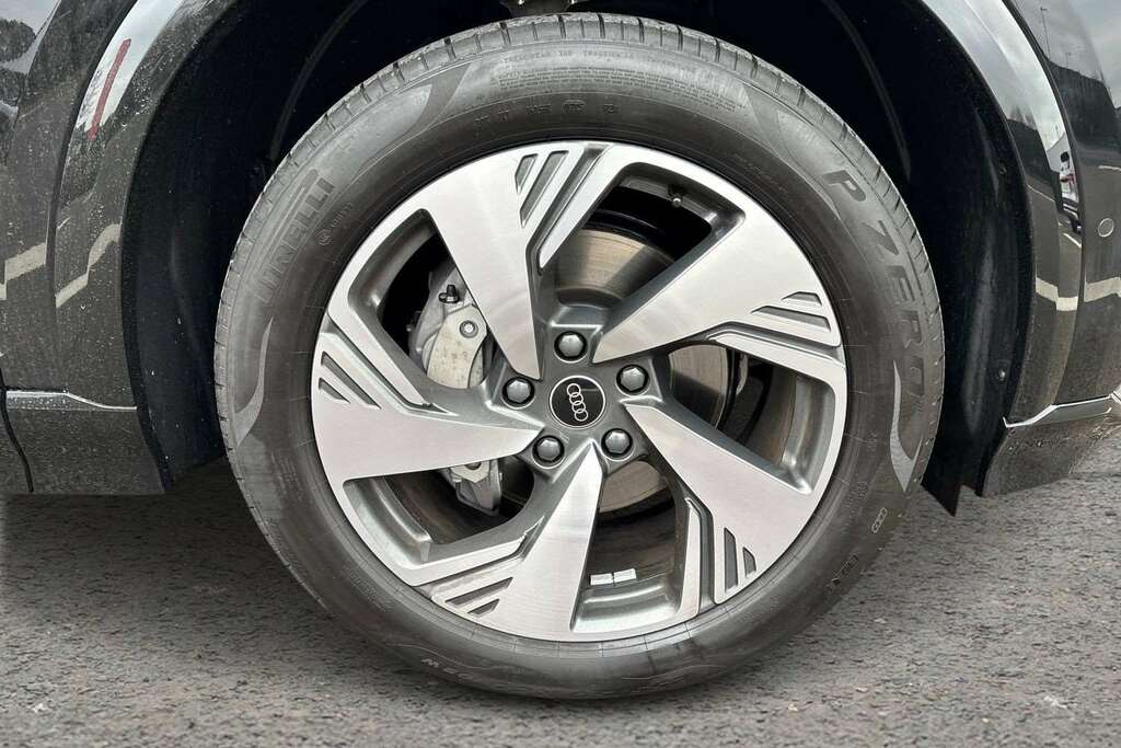Audi Q6 E-Tron 285Kw Quattro 100Kwh S Line 2025 MM75YOV Black #5