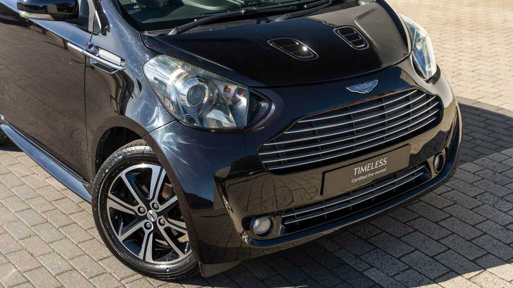 Aston Martin Cygnet 00 Cvt Gold #16