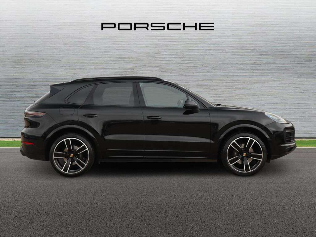 Porsche Cayenne 3.0T V6 Platinum Edition Suv Tiptronics EY23VSO Black #3