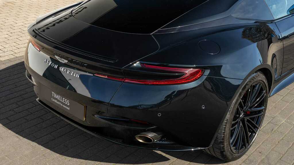 Aston Martin DB12 V8 2023 Silver #8